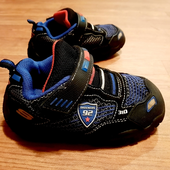 SOLD Skechers Police Damager II Light Up Shoes - Picture 7 of 11